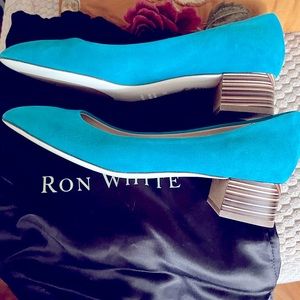 Ron White turquoise suede block heel size 40 NEW